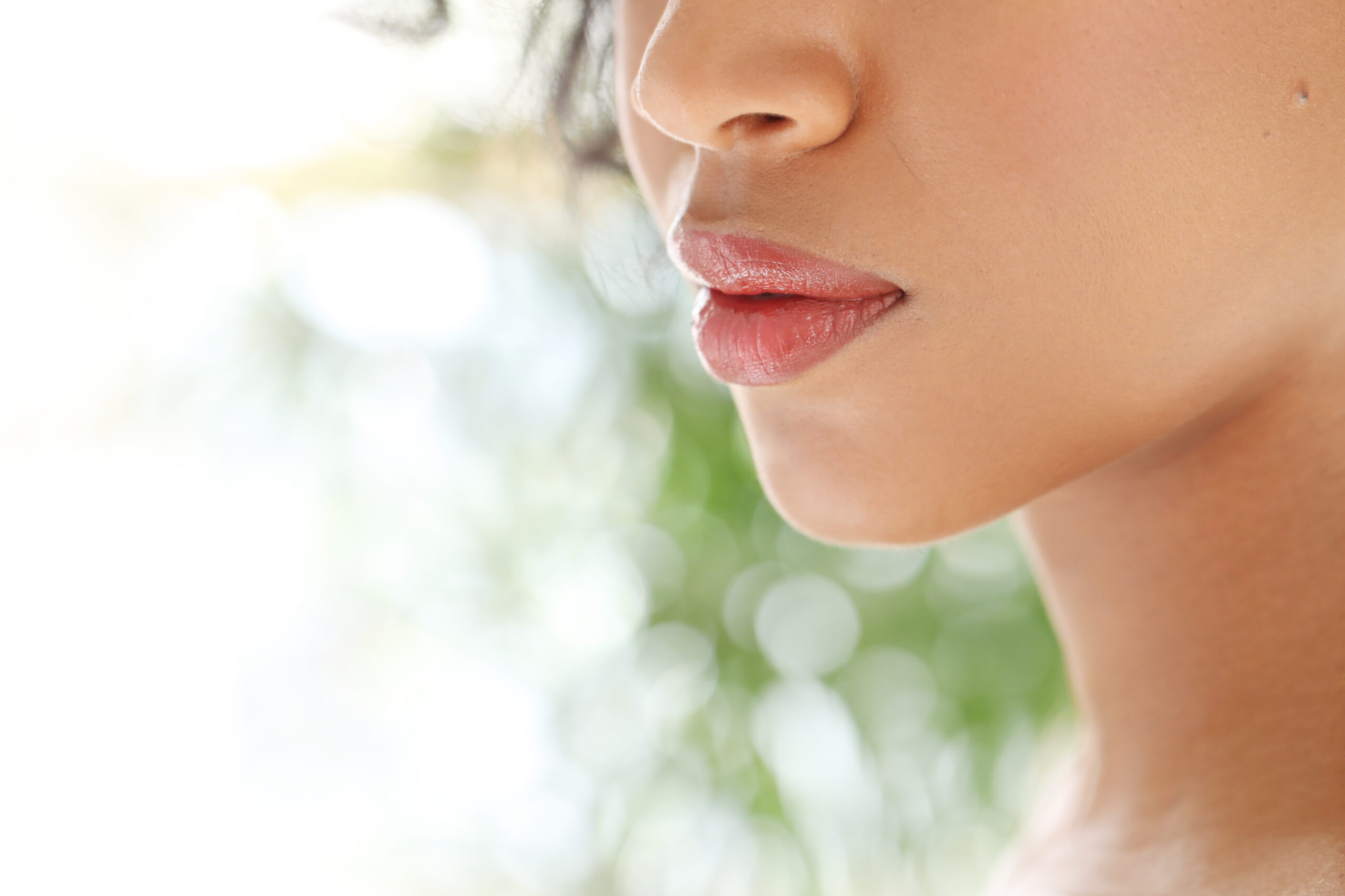 Labbra voluminose: 5 beauty tips per averle naturalmente